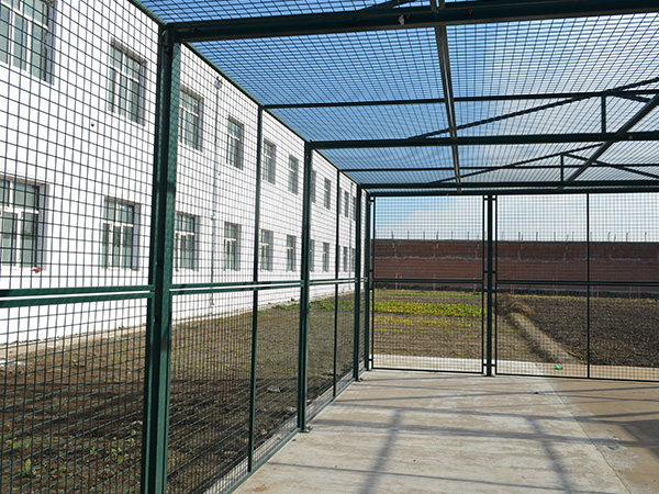 監獄鋼網墻圖片1 監獄鋼網墻圖片1