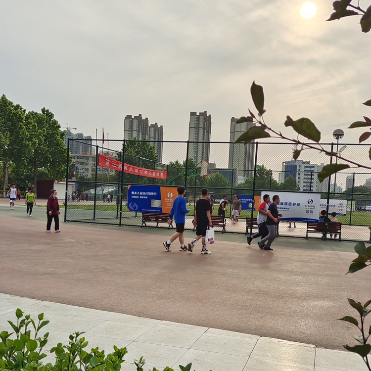 田徑場圍網安裝檢驗圖片1