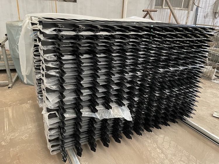 學(xué)校圍墻護欄