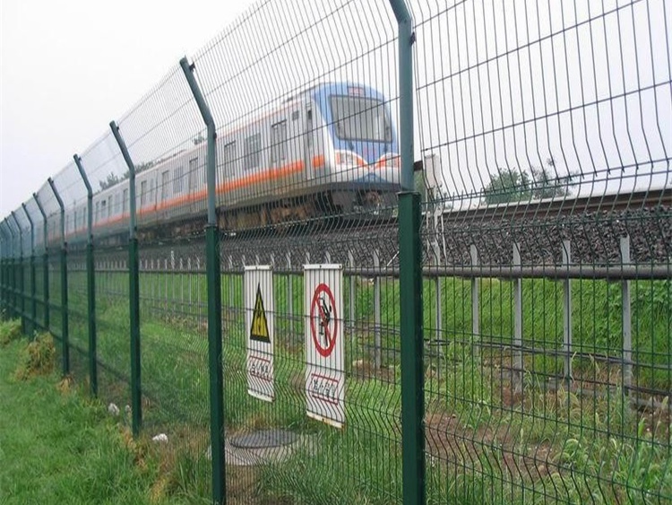 鐵路護(hù)欄 鐵路護(hù)欄