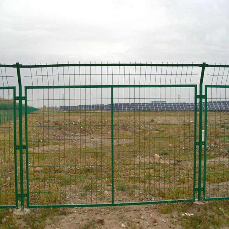 場(chǎng)區(qū)圍欄18631858321 場(chǎng)區(qū)圍欄18631858321