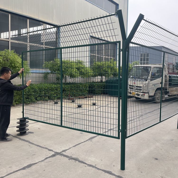 水庫防護隔離網常見尺寸參考圖片1 水庫防護隔離網常見尺寸參考圖片1