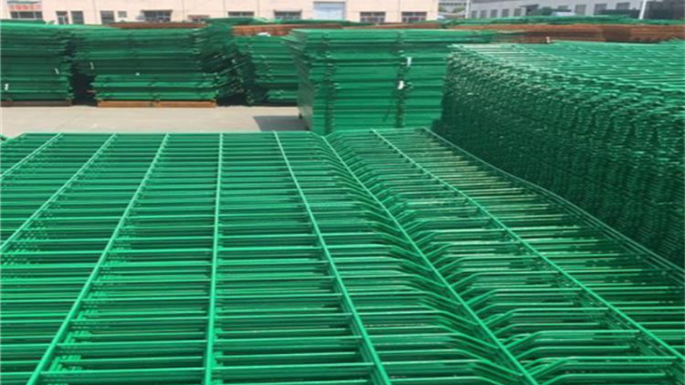 護(hù)欄網(wǎng)片18631858321 護(hù)欄網(wǎng)片18631858321