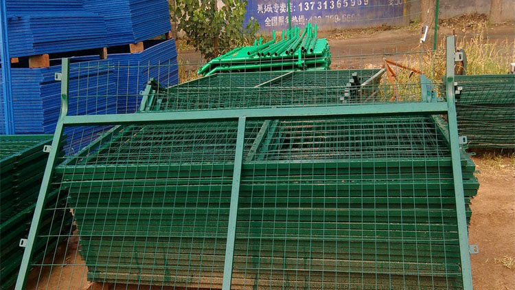 框架隔離柵圍欄18631858321