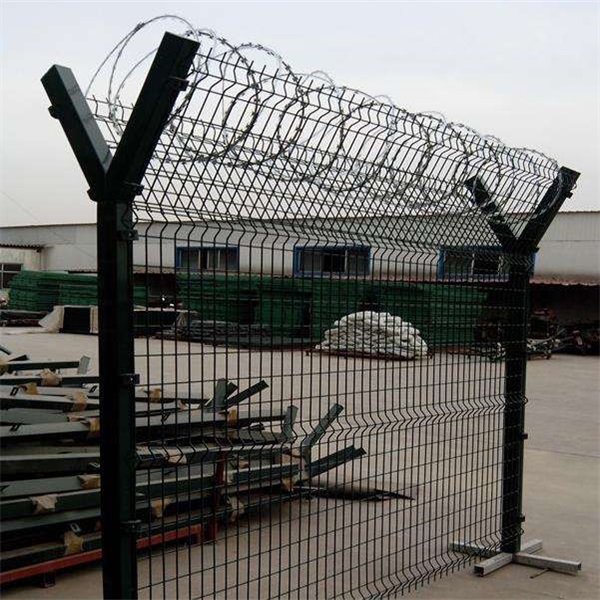 機(jī)場(chǎng)隔離圍界網(wǎng)圖片3 機(jī)場(chǎng)隔離圍界網(wǎng)圖片3