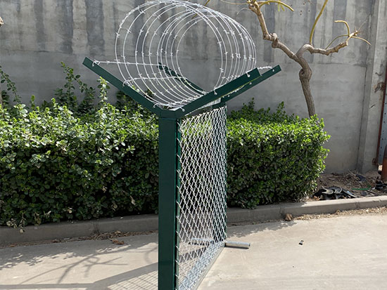 鋁包鋼機場圍界圖片3 鋁包鋼機場圍界圖片3